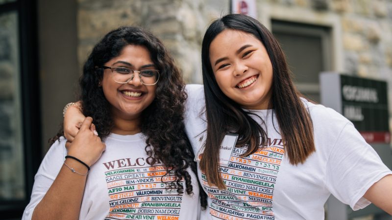Image form international student move-in 2018